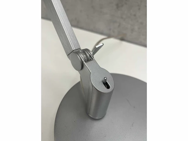 2x massive leo - design bureaulamp - afbeelding 8 van  11