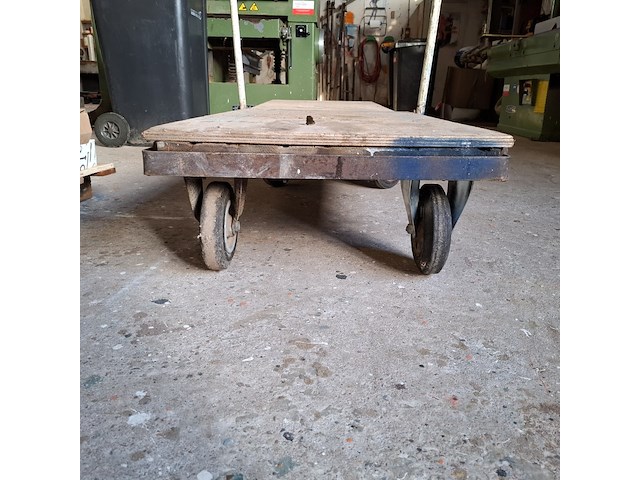 2x materiaalwagen - afbeelding 4 van  8