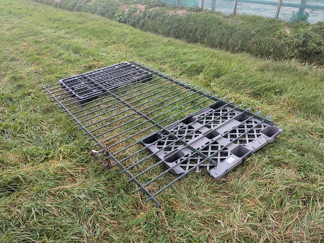 2x metalen hek - afbeelding 7 van  11