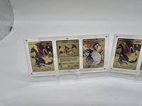 2x metalen pokémon charizard kaarten in luxe acryl display - afbeelding 2 van  6