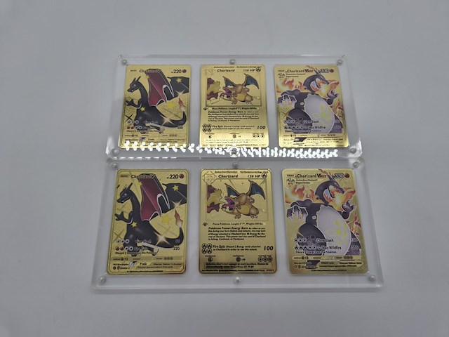 2x metalen pokémon charizard kaarten in luxe acryl display - afbeelding 5 van  6