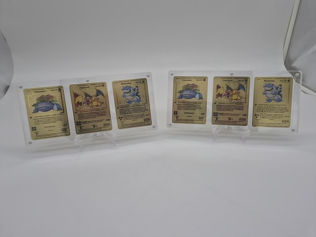 2x metalen venusaur, charizard en blastoise (base set) pokémon kaarten in acryl display - afbeelding 1 van  11