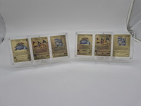 2x metalen venusaur, charizard en blastoise (base set) pokémon kaarten in acryl display