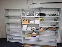 2x metalen wandstelling met inhoud - afbeelding 2 van  5