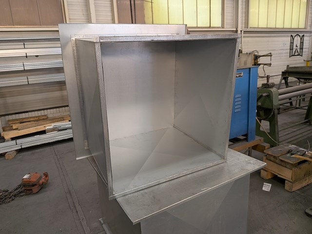 2x metalen werktafel - afbeelding 4 van  4