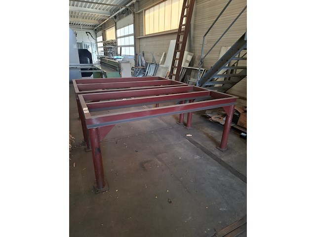 2x metalen werktafel - afbeelding 1 van  3