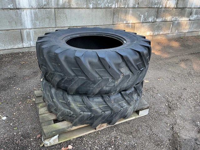 2x michelin agribib 14.9 r24 band, wiel en velg - afbeelding 1 van  12