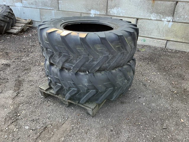 2x michelin agribib 14.9 r24 band, wiel en velg - afbeelding 8 van  12