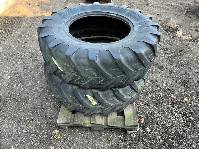 2x michelin agribib 14.9 r24 band, wiel en velg - afbeelding 11 van  12