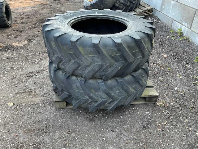 2x michelin agribib 14.9 r24 band, wiel en velg - afbeelding 9 van  12