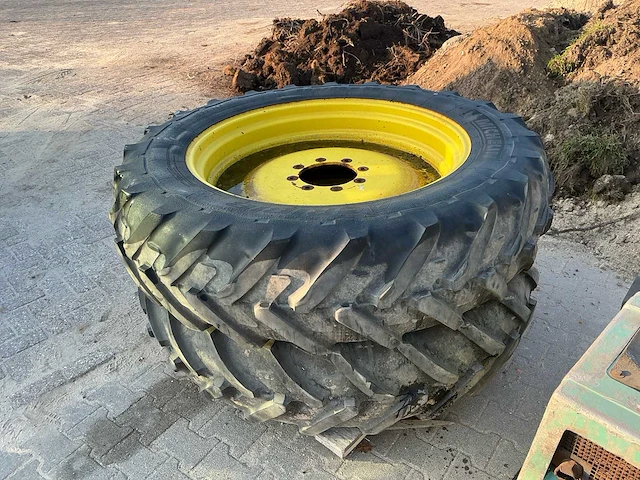 2x michelin agribib 380/80 r38 tractorwielen – 8-gaats – john deere velgen - afbeelding 5 van  10