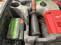 2x milwaukee accugereedschap, accu's en lader in koffer - afbeelding 6 van  9