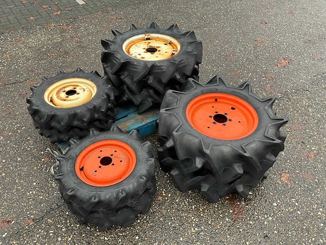 2x minitractor wielen set - afbeelding 1 van  7