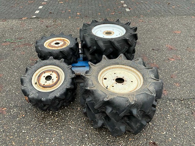 2x minitractor wielen set - afbeelding 2 van  7