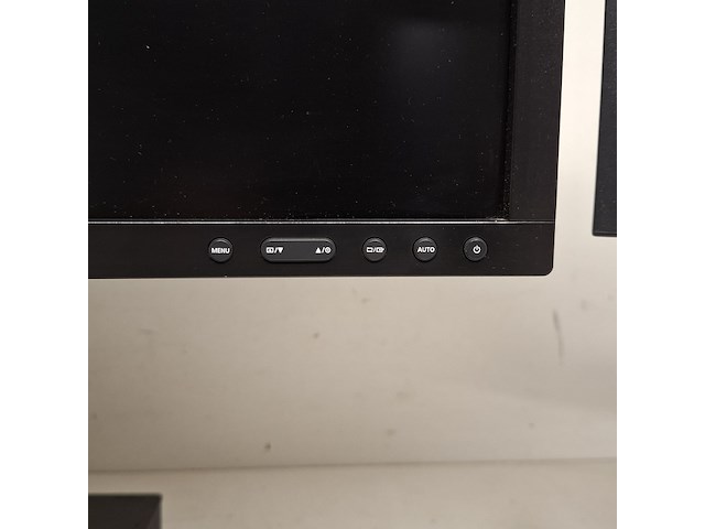 2x monitor, samsung en eizo - afbeelding 16 van  21
