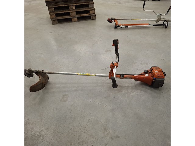 2x motor bosmaaier, husqvarna, 845 r - afbeelding 8 van  15