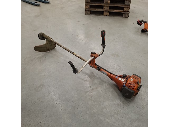 2x motor bosmaaier, husqvarna, 845 r - afbeelding 15 van  15