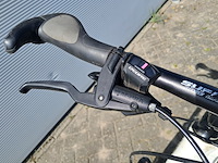 2x mountainbike, wit - afbeelding 2 van  20