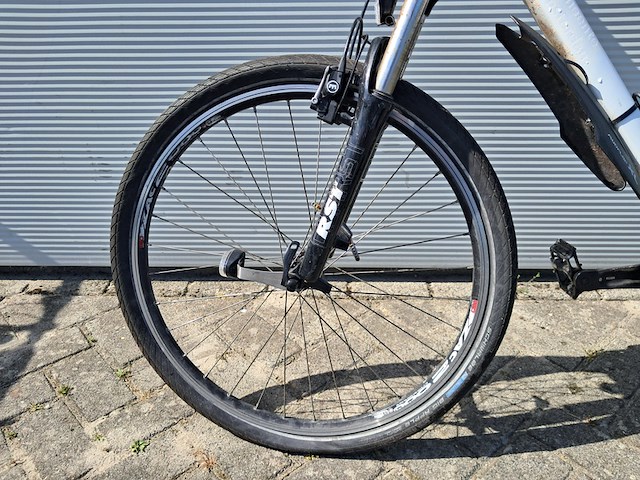 2x mountainbike, wit - afbeelding 15 van  20