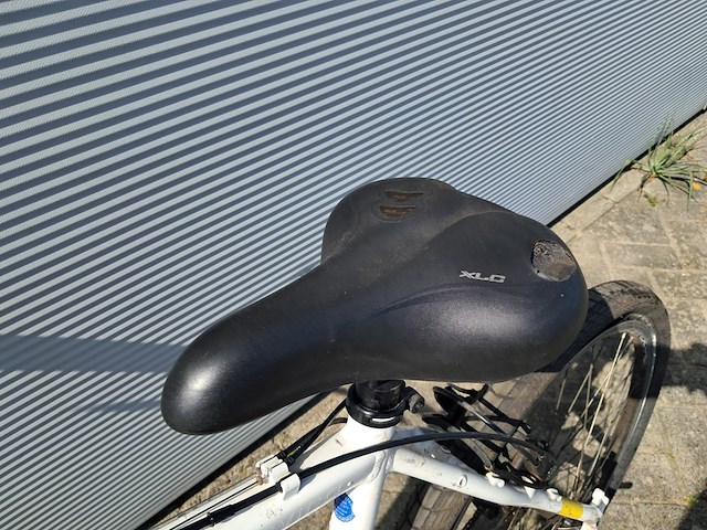 2x mountainbike, wit - afbeelding 17 van  20