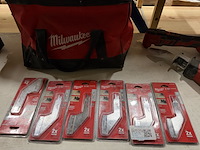 2x multitool met 2x accu en accessoires milwaukee - afbeelding 3 van  5