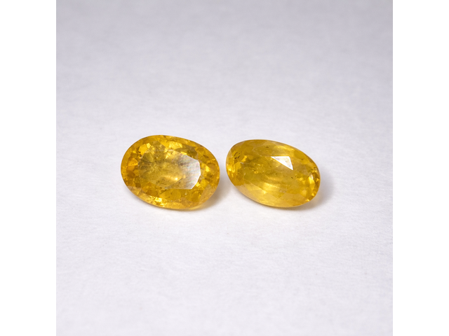 2x natuurlijke saffier | totaal 2.95ct, royal yellow - afbeelding 1 van  1
