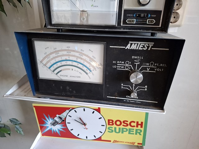 2x nostalgisch motortestapparatuur o.a. hawk, amtest - afbeelding 3 van  3