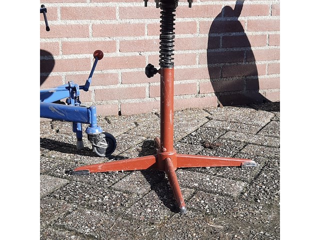 2x nostalgische kruk met panzitting - afbeelding 4 van  7