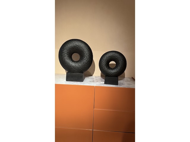 2x object op voet raw interiors, zwart - afbeelding 2 van  5