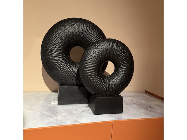 2x object op voet raw interiors, zwart - afbeelding 5 van  5