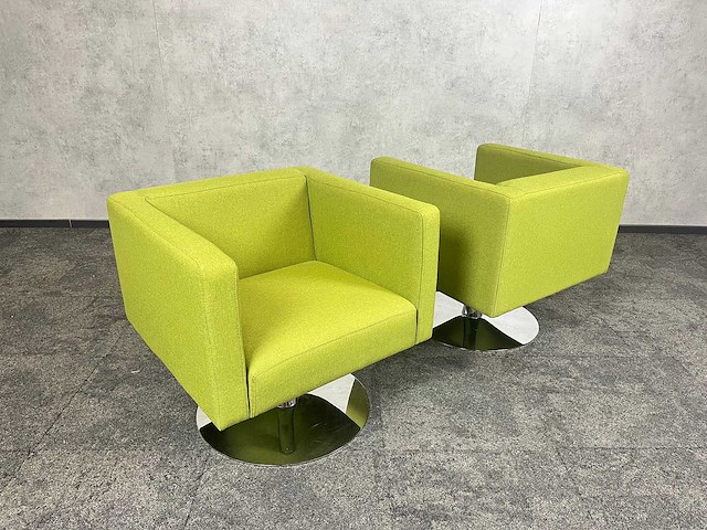 2x offecct solitaire - draaibare design fauteuil - afbeelding 10 van  13