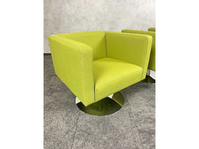 2x offecct solitaire - draaibare design fauteuil - afbeelding 12 van  13