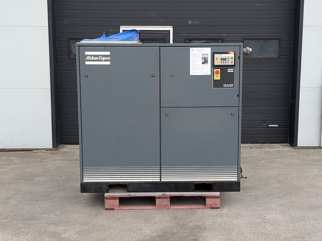 2x olie-geïnjecteerde schroefcompressor, atlas copco, ga30 & ga7ff, incl. persluchttank - afbeelding 10 van  23