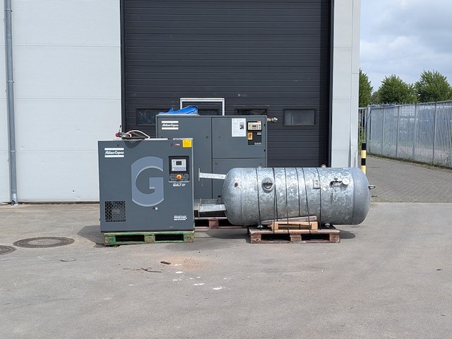 2x olie-geïnjecteerde schroefcompressor, atlas copco, ga30 & ga7ff, incl. persluchttank - afbeelding 1 van  23