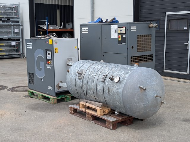 2x olie-geïnjecteerde schroefcompressor, atlas copco, ga30 & ga7ff, incl. persluchttank - afbeelding 17 van  23