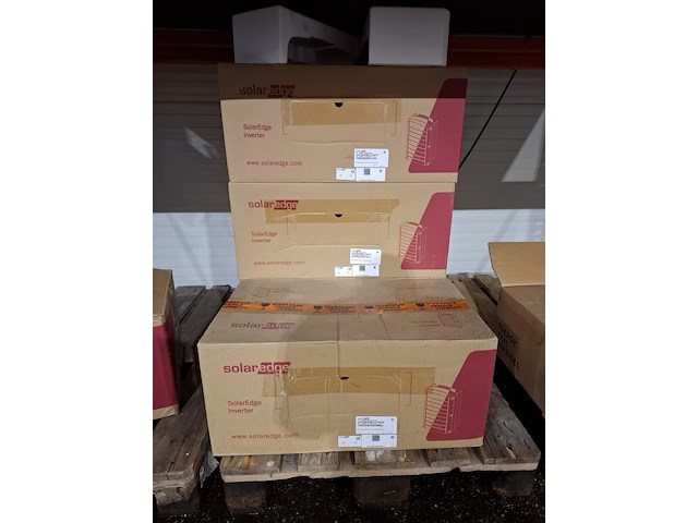 2x omvormer solar edge, sb8k - afbeelding 1 van  3
