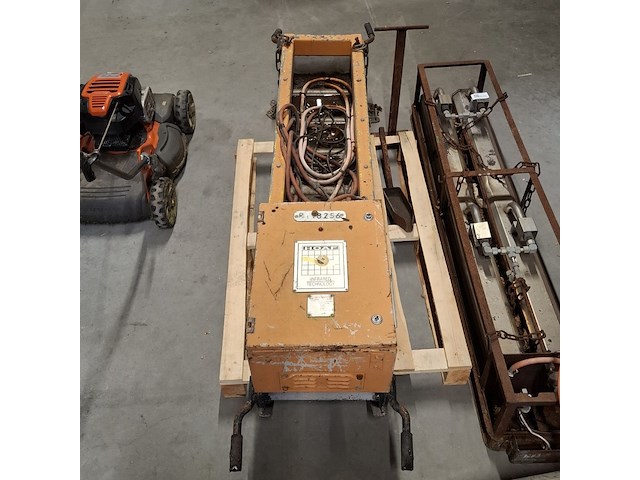 2x onkruidbrander, o.a. hoaf - afbeelding 14 van  20