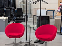 2x ontvangststoel met bijzettafel en 2x kapstok - afbeelding 1 van  9