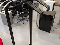 2x ontvangststoel met bijzettafel en 2x kapstok - afbeelding 7 van  9