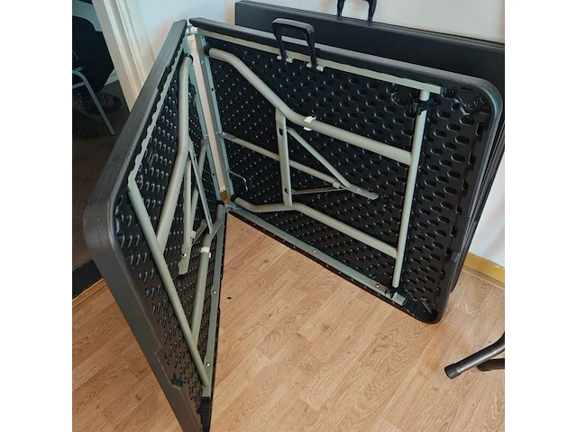 2x opklapbare partytafel - afbeelding 3 van  3
