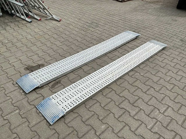 2x oprijplank - afbeelding 1 van  4