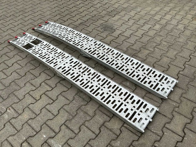 2x oprijplank - afbeelding 3 van  6