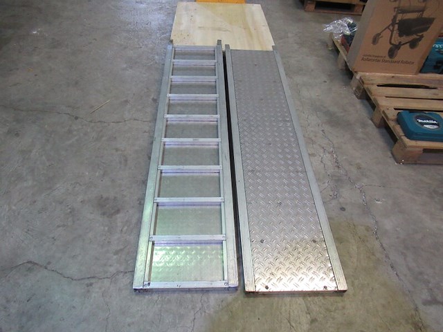 2x oprijplaten - afbeelding 3 van  4