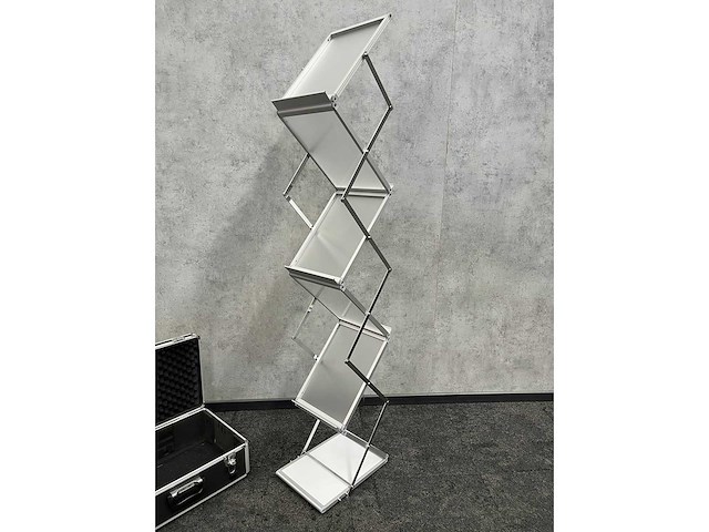 2x opvouwbare folder display met koffer - afbeelding 3 van  8