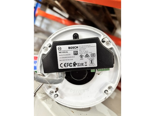 2x outdoor ip-bulletcamera (bewakingscamera), bosch, dinion ip 3000i ir — model nbe-3502-al - afbeelding 2 van  3