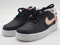 2x paar schoenen, nike, o.a. air force 1 - afbeelding 1 van  8