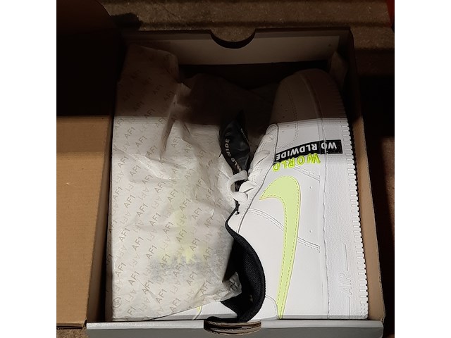 2x paar schoenen, nike, o.a. air force 1 - afbeelding 8 van  8