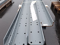 2x pallet chassis balken, modulair - afbeelding 1 van  4