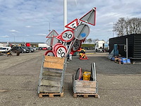 2x pallet diverse verkeersborden - afbeelding 4 van  9