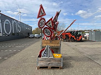 2x pallet diverse verkeersborden - afbeelding 5 van  9